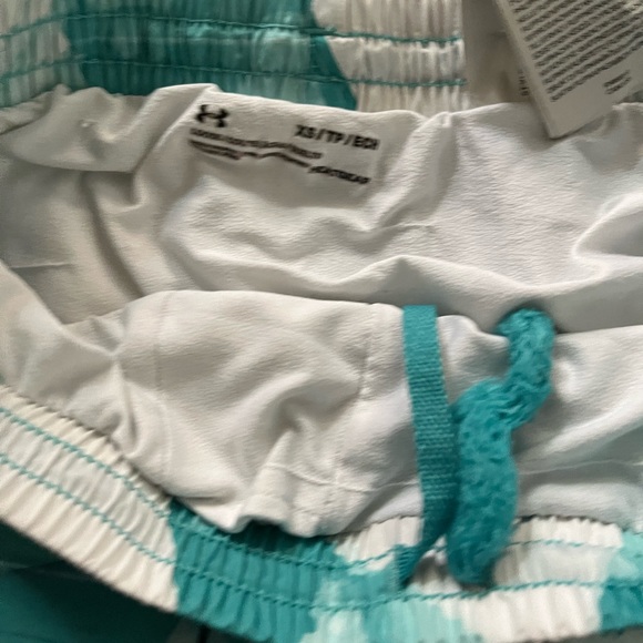 Under armor Bundle - Picture 5 of 5